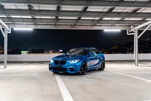 BMW-M2 coupé bleue